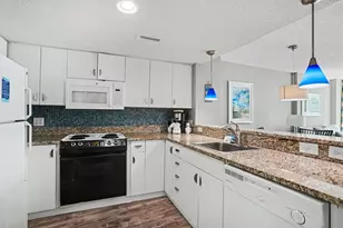 300 N Ocean Blvd, North Myrtle Beach, SC 29582 - Photo 11