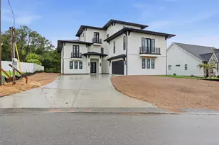 918 Strand Ave, North Myrtle Beach, SC 29582 - Photo 1