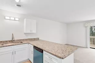 1095 West Plantation Dr, Little River, SC 29566 - Photo 11