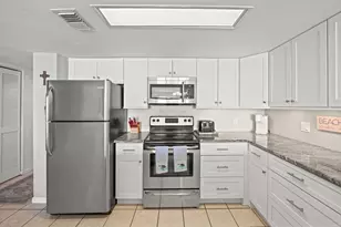 912 N Waccamaw Dr, Garden City, SC 29576 - Photo 7