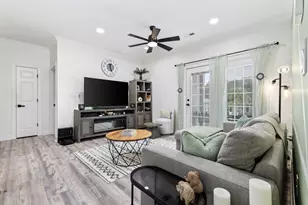 2013 Silvercrest Dr, Myrtle Beach, SC 29579 - Photo 5