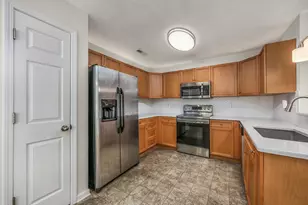 608 Bathurst Dr, Myrtle Beach, SC 29579 - Photo 7