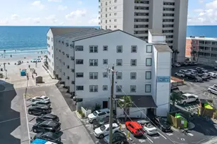 920 N Waccamaw Dr, Garden City, SC 29576 - Photo 1