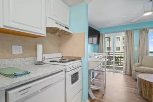 920 N Waccamaw Dr, Garden City, SC 29576 - Photo 9