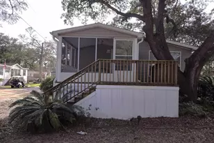 361 E Canal St, Garden City, SC 29576 - Photo 3