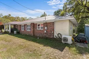 1800 Brown St, Conway, SC 29527 - Photo 3