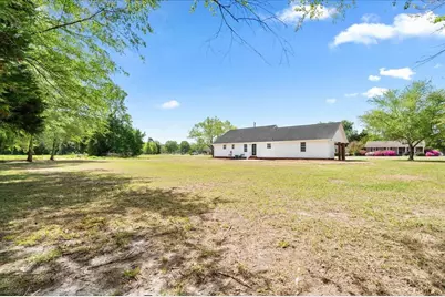 1104 Highland Dr., Mullins, SC 29574 - Photo 9