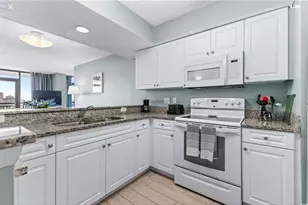 201 77th Ave N, Myrtle Beach, SC 29572 - Photo 7