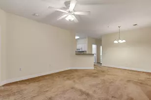 105 Fountain Pointe Ln, Myrtle Beach, SC 29579 - Photo 7