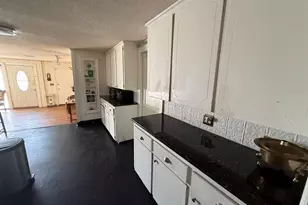 605 E Main St, Lake City, SC 29560 - Photo 21