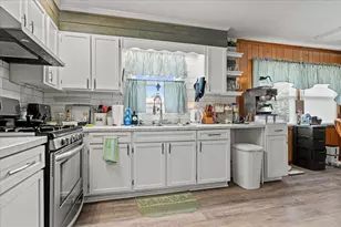 3404 Beechnut Dr, Mullins, SC 29574 - Photo 9