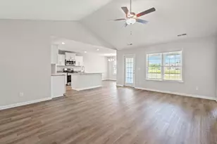 928 Woodside Dr, Conway, SC 29526 - Photo 3