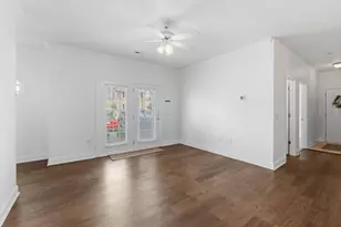 2053 Silvercrest Dr, Myrtle Beach, SC 29579 - Photo 3