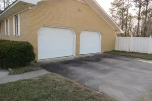 3227 Alvin Kirby Rd, Timmonsville, SC 29161 - Photo 3