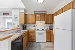 212 2nd Ave N, North Myrtle Beach, SC 29582 - Photo 7