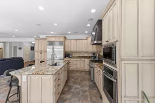 33 Deer Moss Ct, Pawleys Island, SC 29585 - Photo 11