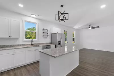 212 N Morgan Ave., Andrews, SC 29510 - Photo 9