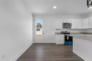 212 N Morgan Ave, Andrews, SC 29510 - Photo 15