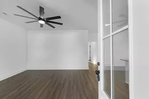 212 N Morgan Ave, Andrews, SC 29510 - Photo 3
