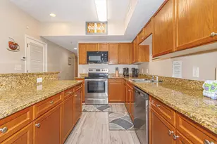 704 S Ocean Blvd, Myrtle Beach, SC 29577 - Photo 13
