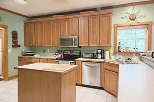 23 Monarch Ct, Pawleys Island, SC 29585 - Photo 9