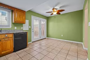 405 Hillside Dr N, North Myrtle Beach, SC 29582 - Photo 15