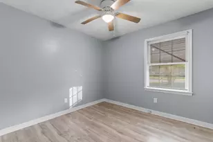 707 Rosemarie Ln, Mullins, SC 29574 - Photo 13