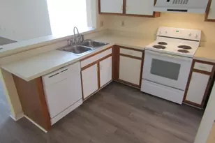 1095 Plantation Dr, Little River, SC 29566 - Photo 7