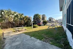 515 Hillside Dr S, North Myrtle Beach, SC 29582 - Photo 17