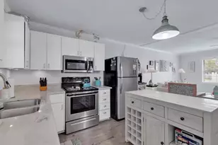 611B 3rd Ave S, North Myrtle Beach, SC 29582 - Photo 9