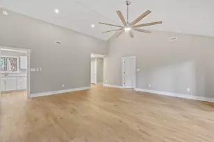 105 Moss Cir, Conway, SC 29526 - Photo 5