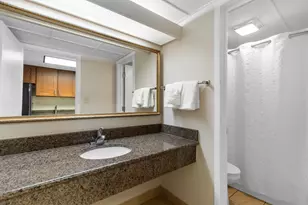 1105 S Ocean Blvd, Myrtle Beach, SC 29577 - Photo 9