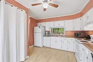 34 Wedgefield Village Rd, Georgetown, SC 29440 - Photo 11