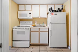 2000 N Ocean Blvd, Myrtle Beach, SC 29577 - Photo 5