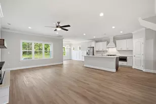 1105 Crooked Hook Rd, North Myrtle Beach, SC 29582 - Photo 3