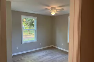 512 E Liberty St, Marion, SC 29571 - Photo 9