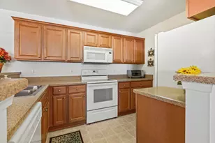 4657 Fringetree Dr, Murrells Inlet, SC 29576 - Photo 9