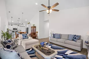 386 Long Meadow Dr, Loris, SC 29569 - Photo 5