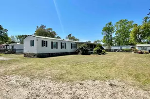 2951 SW Dave Ray St, Supply, NC 28462 - Photo 3