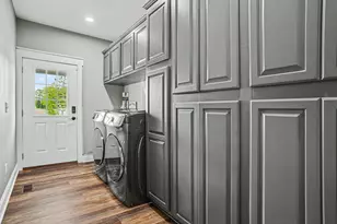 942 Meadow Dr, Loris, SC 29569 - Photo 11