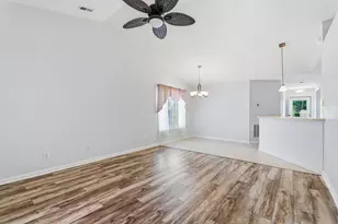 300 Country Manor Dr, Conway, SC 29526 - Photo 19