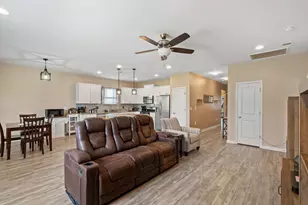 192 Long Leaf Pine Dr, Conway, SC 29526 - Photo 5