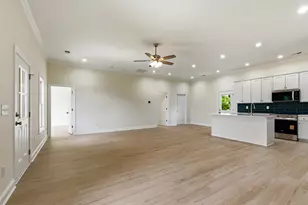 609 Elm St, North Myrtle Beach, SC 29582 - Photo 7