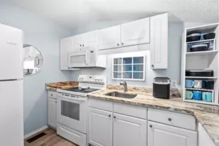6001 - 1002 S Kings Hwy, Myrtle Beach, SC 29575 - Photo 17