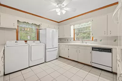 107 E Melrose Ave., Mullins, SC 29574 - Photo 5