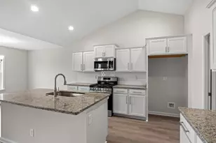 939 Woodside Dr, Conway, SC 29526 - Photo 5