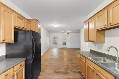 2757 Winterbrook Dr #E, Florence, SC 29505 - Photo 9