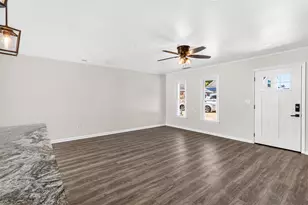 916 Tiffany Ln, North Myrtle Beach, SC 29582 - Photo 5