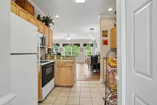 4880 Dahlia Ct, Myrtle Beach, SC 29577 - Photo 11
