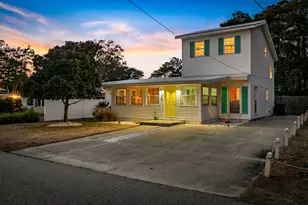 2306 Holly Dr, North Myrtle Beach, SC 29582 - Photo 3